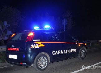 Furto e tentata rapina, due arresti. Denunciato un 36enne che andava in giro con un machete