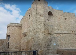 Il Castello di Monopoli e il mistero dell’insistente suono di tamburo