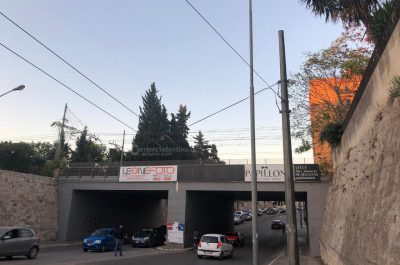 Paura in strada nei pressi del sottopasso: cavo del filobus si stacca e colpisce un passante - Corriere Salentino