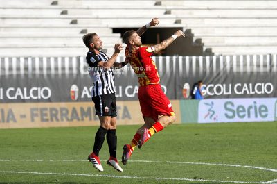 Lecce dalle occasioni mancate. 1-0 a favore dell'Ascoli - Corriere Salentino