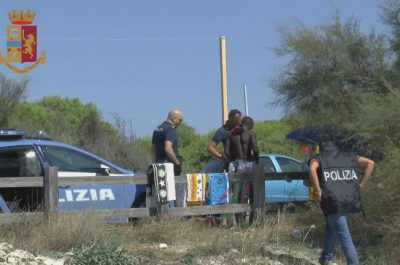 "Green Bay", spaccio nelle zone della movida gallipolina: arrestati 17 stranieri - Corriere Salentino