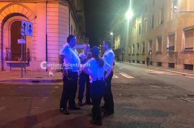 Filmati al vaglio per risalire al gruppo dei violenti: migliorano le condizioni del ferito - Corriere Salentino