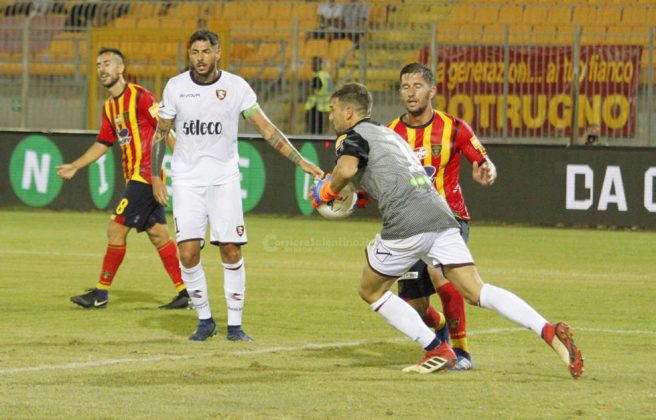 Paura di vincere per i giallorossi. Finisce 2-2 con la Salernitana - Corriere Salentino