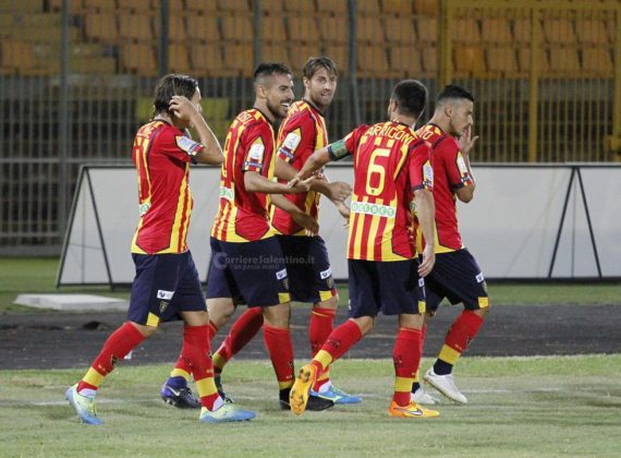 Paura di vincere per i giallorossi. Finisce 2-2 con la Salernitana - Corriere Salentino