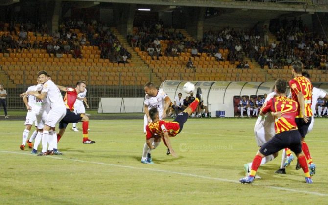 Paura di vincere per i giallorossi. Finisce 2-2 con la Salernitana - Corriere Salentino