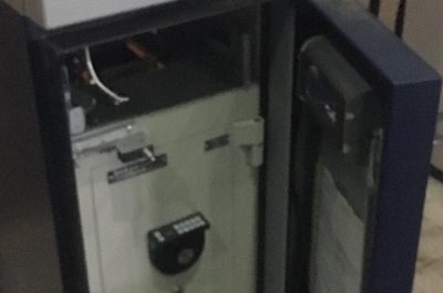 Forzano colonnina self-service, ma scatta l'allarme: in due fermati con le tasche piene di soldi - Corriere Salentino