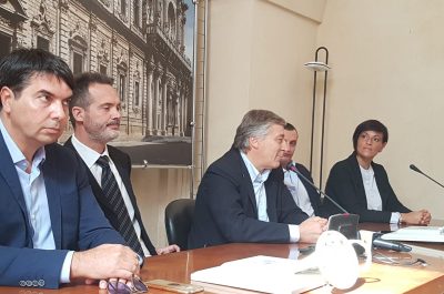 Presentata la candidatura di Gianni Marra, ci sono anche Marti e i consiglieri di Prima Lecce. Mellone libera tutti - Corriere Salentino