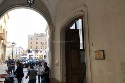 Consiglio, “invasione” dei dipendenti Lupiae: Salvemini tira dritto. Vertenza della partecipata in Prefettura - Corriere Salentino