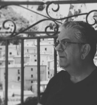 "Il dialetto salentino nei suoi modi di dire": il nuovo libro di Elio Ria che ci invita a preservare questo patrimonio culturale inestimabile - Corriere Salentino