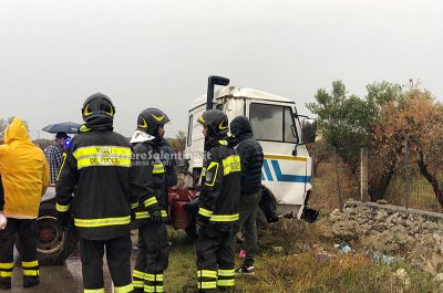 Perde il controllo del camion e finisce fuori strada, muore 56enne di Frigole - Corriere Salentino