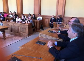 Scambi culturali con l’Istituto Industriale di Lecce: il presidente della Provincia riceve una delegazione di studenti europei