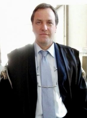 "Non c'è bisogno del vaccino" ma in un viaggio in Africa contrae la malaria: medico e infermiere a processo - Corriere Salentino