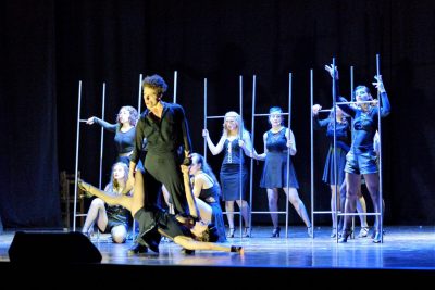 Musical Enterprise, la nuova grande scommessa del Damus. Il 21 dicembre in scena con Chicago Nights: sul palco Robin Poell e Marcella Adema. - Corriere Salentino