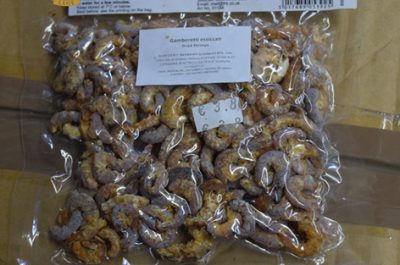 Nei negozi merce scaduta da oltre un anno e prodotti "pericolosi": scattano sequestri e denunce - Corriere Salentino