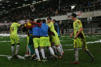 Palmisano e Bertacchi firmano la rimonta granata, Nardò-Taranto 2-1 - Corriere Salentino