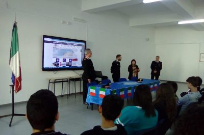 Cultura della legalità. I Carabinieri di Tricase incontrano le scuole - Corriere Salentino