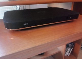 Indagine schede pirata per vedere la pay tv, l’azienda si difende: “Vittima di dipendenti infedeli”