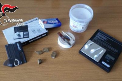 Droga a chili nella casa degli studenti, arrestati quattro giovani e controlli dei carabinieri in altri comuni della provincia - Corriere Salentino