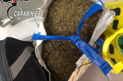 Droga a chili nella casa degli studenti, arrestati quattro giovani e controlli dei carabinieri in altri comuni della provincia - Corriere Salentino