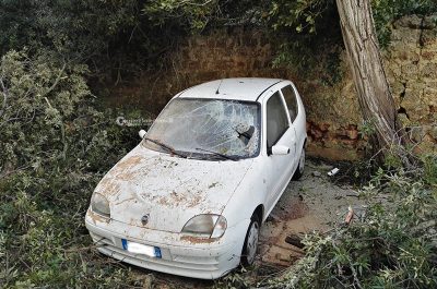 Tromba d'aria nel Capo di Leuca: devastati 20 km di costa, si contano i danni - Corriere Salentino