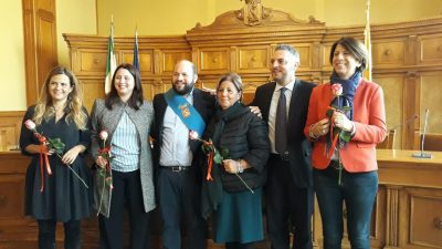 Minerva ha giurato: ha 8 consiglieri come il centrodestra adesso che Mellone è con lui. L’Udc si prende la vicepresidenza - Corriere Salentino