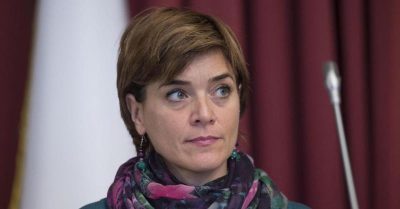 "Se i delfini venissero in aiuto": Erri De Luca e Cosimo Damiano in scena al circolo Arci La Nuova Ferramenta di Lecce - Corriere Salentino