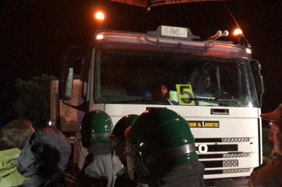 Nuove proteste dei No Tap per bloccare i lavori: tensioni nella notte - Corriere Salentino