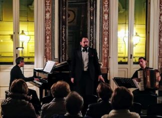 Tappa a Gagliano del Capo per il tour promozione del disco “Tito – Il cantante piccoletto”