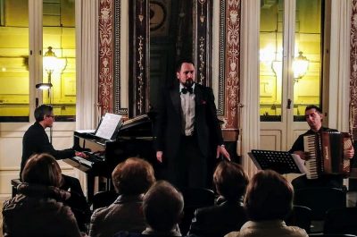 Tappa a Gagliano del Capo per il tour promozione del disco "Tito - Il cantante piccoletto" - Corriere Salentino