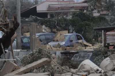 Tromba d'aria devasta azienda, sepolti marito e moglie incinta. Treno centra albero e deraglia - Corriere Salentino