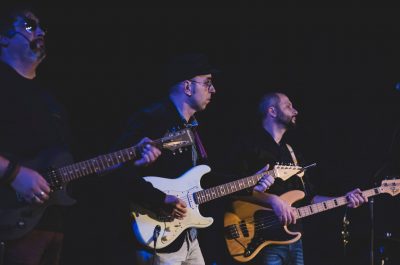 La reunion di una storica rock band leccese, con la partecipazione di circa venti musicisti tutti membri dell'associazione Musicale “PROG ON” - Corriere Salentino