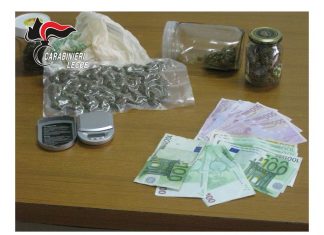 Con circa 100 grammi di marijuana e oltre 4mila euro in casa: 39enne scarcerato