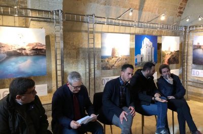 Il calendario Quarta Caffè dedicato alle torri costiere leccesi: straordinaria operazione artistica e storico-culturale - Corriere Salentino