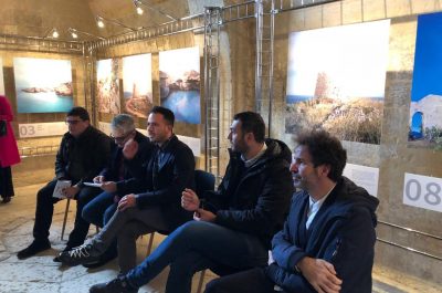 Il calendario Quarta Caffè dedicato alle torri costiere leccesi: straordinaria operazione artistica e storico-culturale - Corriere Salentino