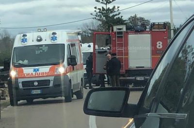 Perdono il controllo del fuoristrada e si schiantano contro un muro: corsa in ospedale per una coppia - Corriere Salentino