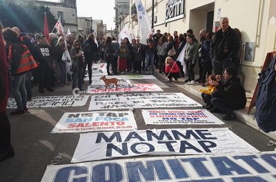 In mille in corteo a Melendugno contro Tap e opere inutili - Corriere Salentino
