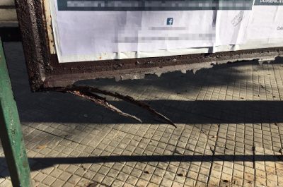 Plance pubblicità arrugginite e pericolanti in via XXV Luglio, la denuncia dello "Sportello dei Diritti" - Corriere Salentino
