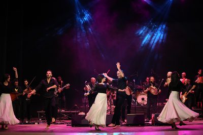 Notte della Taranta, flash mob in stazione per i turisti e sold out al Politeama - Corriere Salentino