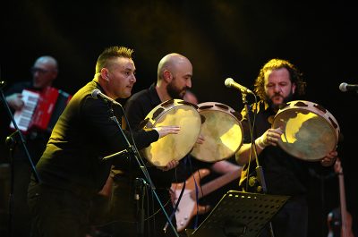 Notte della Taranta, flash mob in stazione per i turisti e sold out al Politeama - Corriere Salentino