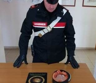 Dosi di cocaina e marijuana nascoste sul terrazzo di casa: 52enne ai domiciliari - Corriere Salentino