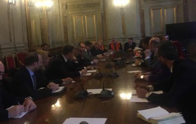 Il ministro Centinaio incontra i gilet arancioni, il governo punta sull’emendamento Marti: più risorse all’agricoltura pugliese - Corriere Salentino