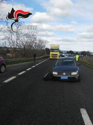 Appicca il fuoco alla casa della moglie e si dà alla fuga: 53enne fermato nel Barese dopo spericolato inseguimento - Corriere Salentino