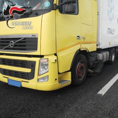 Appicca il fuoco alla casa della moglie e si dà alla fuga: 53enne fermato nel Barese dopo spericolato inseguimento - Corriere Salentino