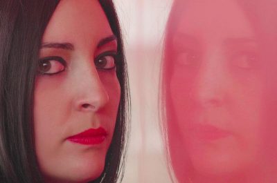 La cantante salentina Martina Esse lancia il suo nuovo brano “Tu mi bacerai”: ecco l’anteprima su YouTube - Corriere Salentino