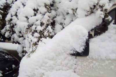 Risveglio sotto la neve per Lecce e provincia, disagi alla circolazione e molti uffici chiusi - Corriere Salentino
