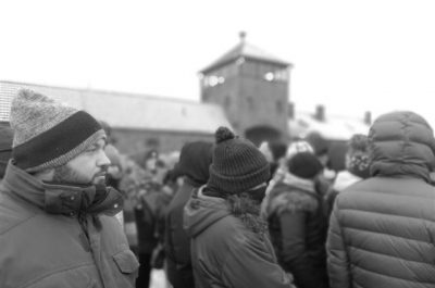 Visita ad Auschwitz, Stefano Minerva scrive agli studenti: “Aiutatemi a costruire ponti di gioia e speranza per il futuro" - Corriere Salentino