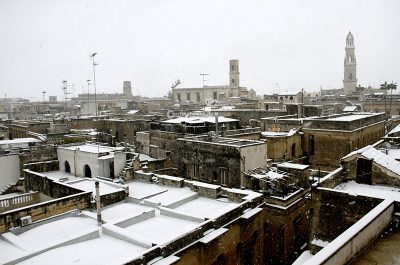 Risveglio sotto la neve per Lecce e provincia, disagi alla circolazione e molti uffici chiusi - Corriere Salentino