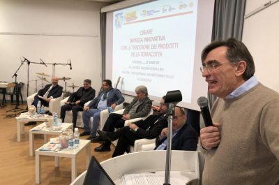 A scuola di start-up: studenti imprenditori della ceramica a Cutrofiano - Corriere Salentino