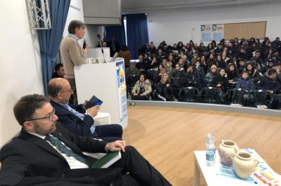 A scuola di start-up: studenti imprenditori della ceramica a Cutrofiano - Corriere Salentino