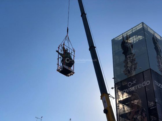 La petizione per ricollocare la statua di Sant’Oronzo sulla colonna. La “Voce di Lecce” chiede di non perdere più tempo - Corriere Salentino